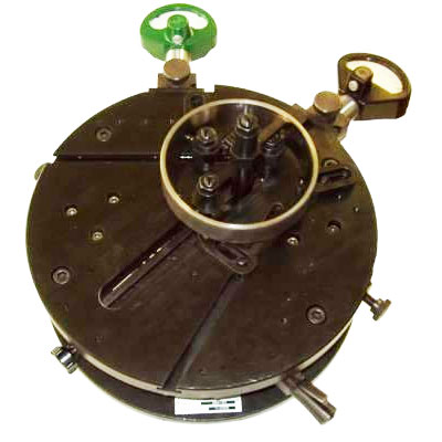 Прибор для контроля диаметра и угла беговой дорожки у наружных колец конических роликоподшипников Тип: 289-3М